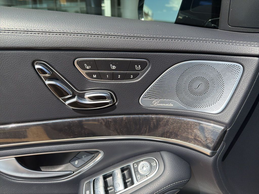 Thumbnail: 2019 Mercedes-Benz S-Class - 11