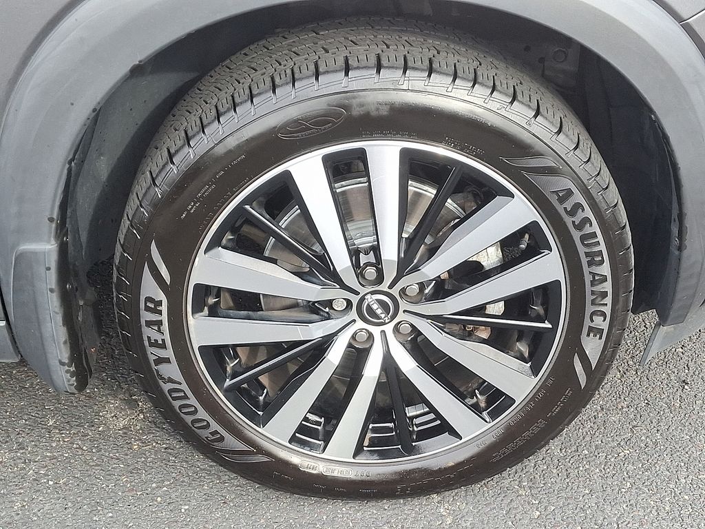 Thumbnail: 2023 Nissan Pathfinder - 8