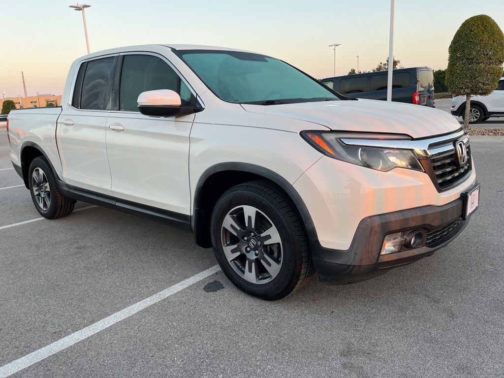 Thumbnail: 2018 Honda Ridgeline - 3