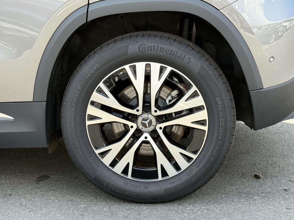 Thumbnail: 2025 Mercedes-Benz GLA - 15