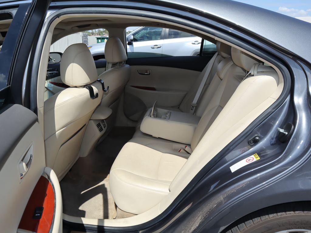 Thumbnail: 2012 Lexus ES - 10