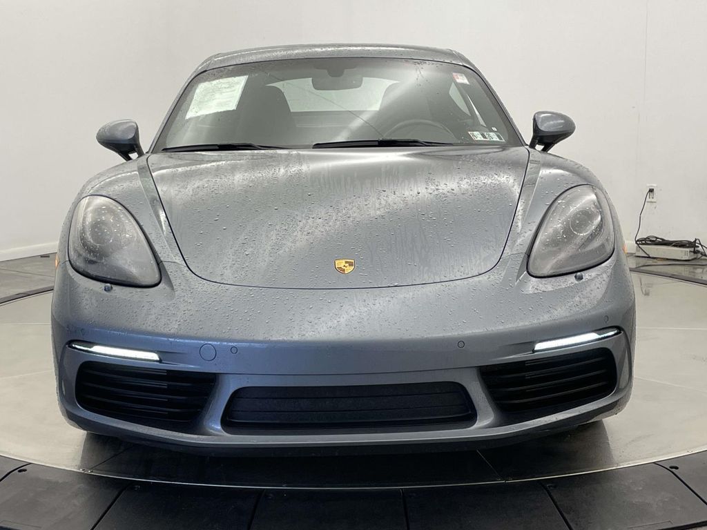 2025 Porsche 718 Cayman S - 9
