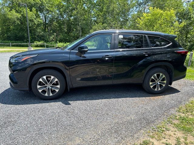 Used 2023 Toyota Highlander SUV