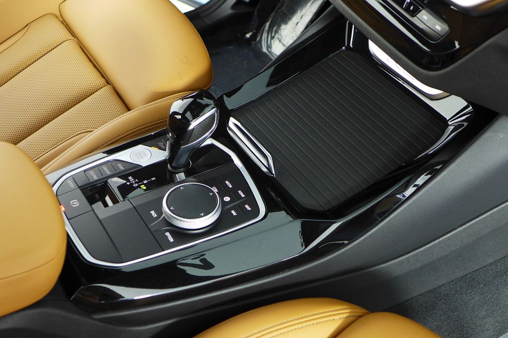 Thumbnail: 2023 BMW X3 - 15