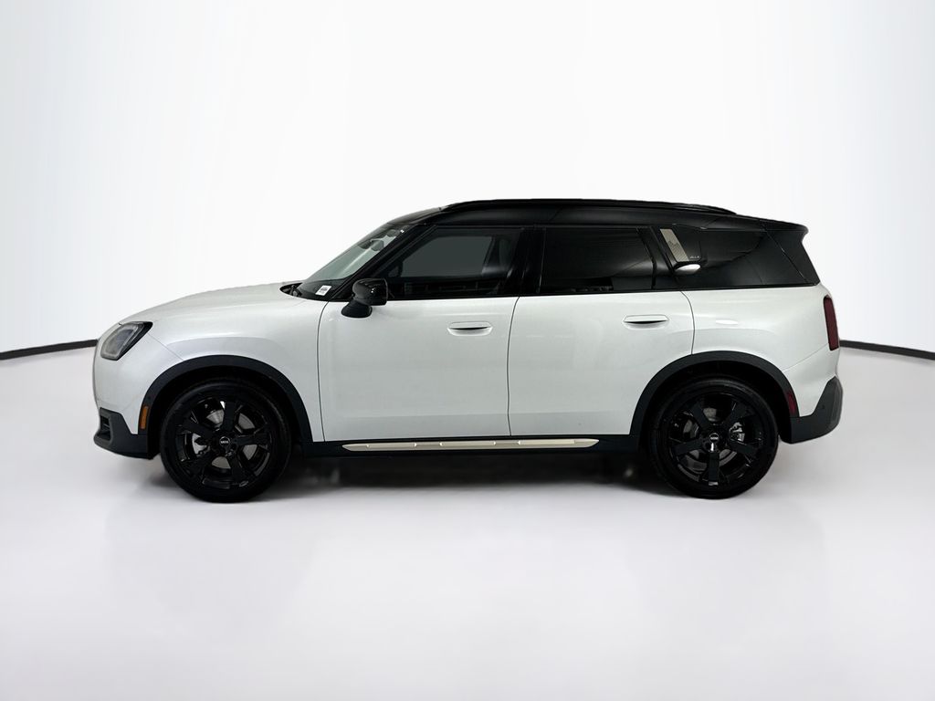Thumbnail: 2027 MINI Cooper Countryman - 8