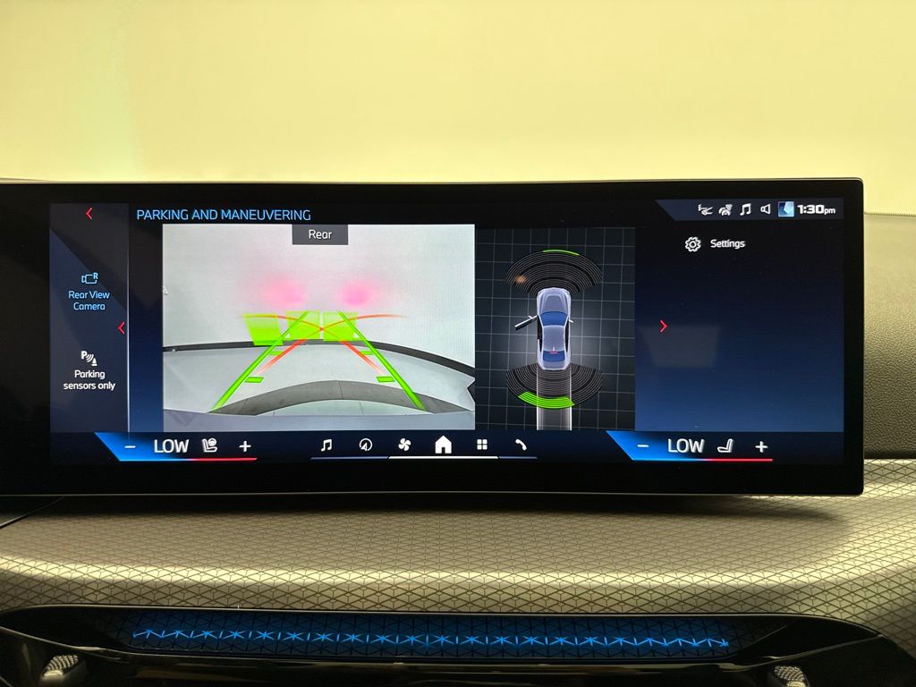 Thumbnail: 2025 BMW 2 Series - 17