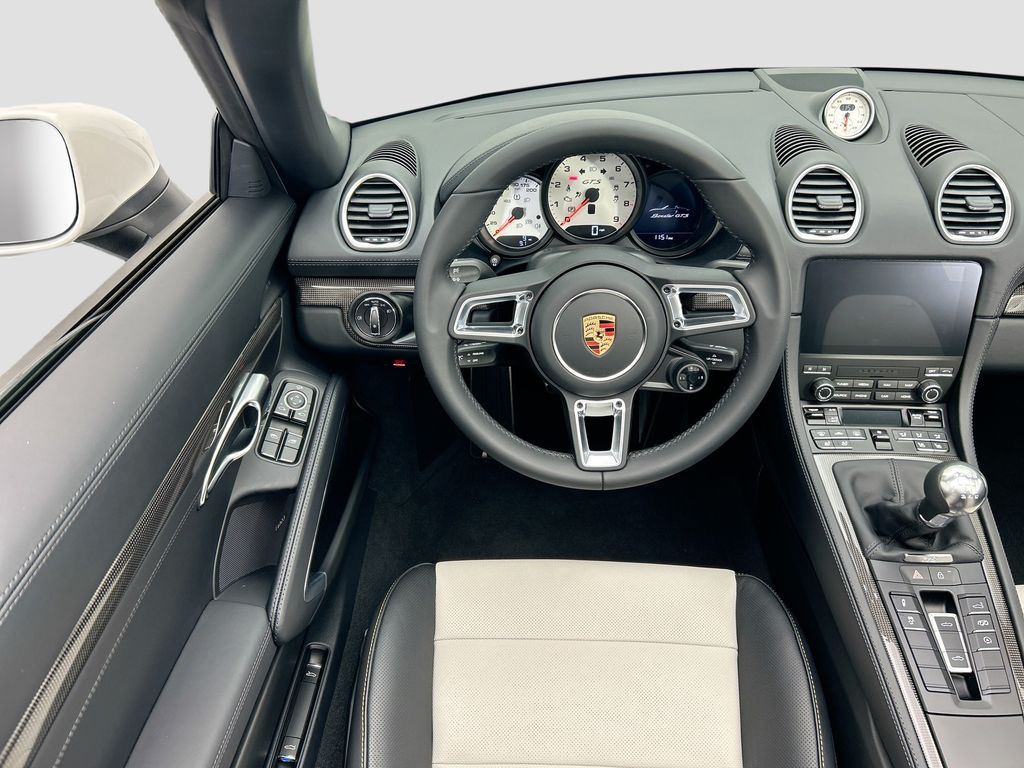 Thumbnail: 2025 Porsche 718 Boxster - 13