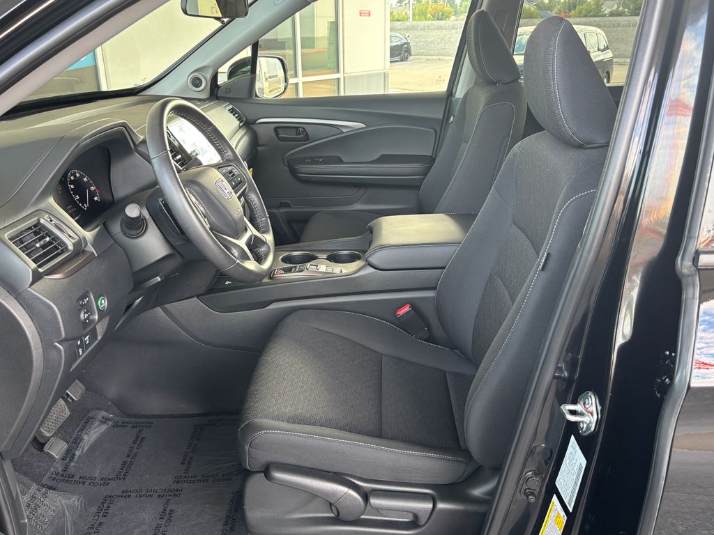 Thumbnail: 2025 Honda Ridgeline - 23