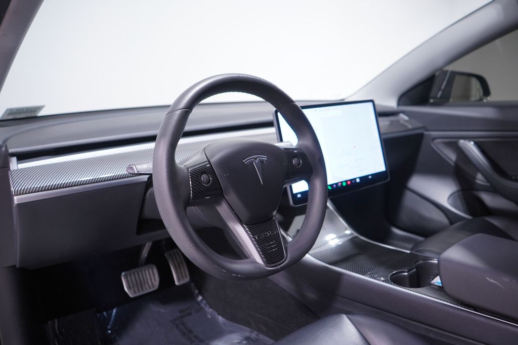 Thumbnail: 2020 Tesla Model 3 - 6