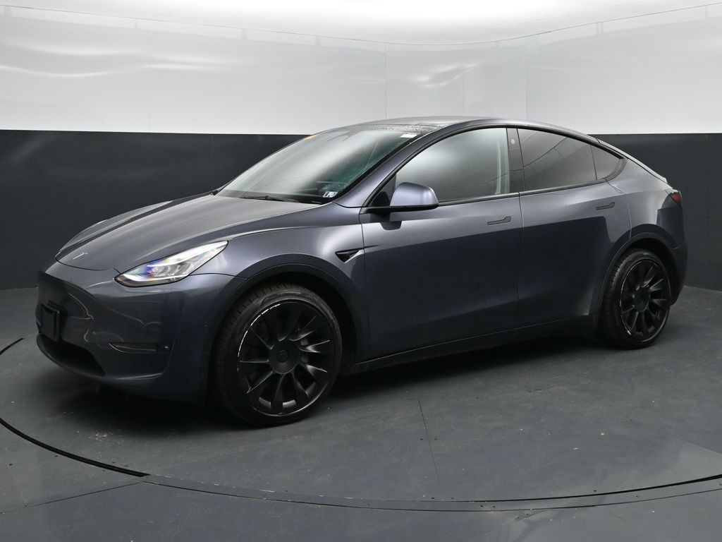 Silver 2022 Tesla Model Y SUV / Crossover All-Wheel Drive 1-Speed Automatic