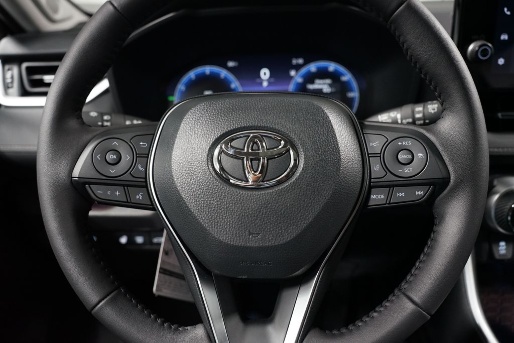 Thumbnail: 2025 Toyota RAV4 - 12