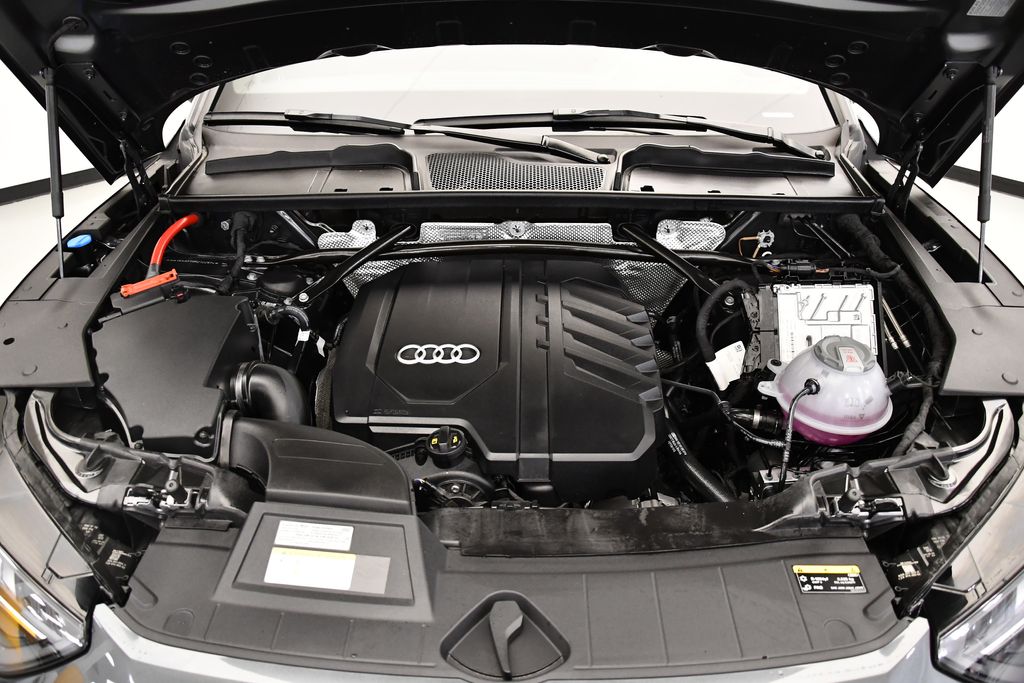 Thumbnail: 2024 Audi Q5 - 12