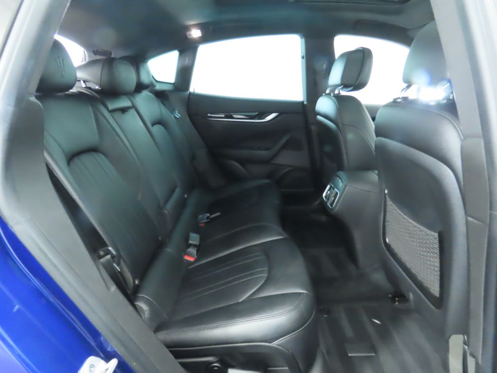 Thumbnail: 2021 Maserati Levante - 23