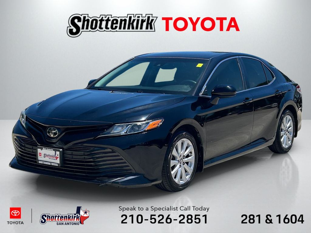 2018 Toyota Camry 2.5 Auto LE's photo