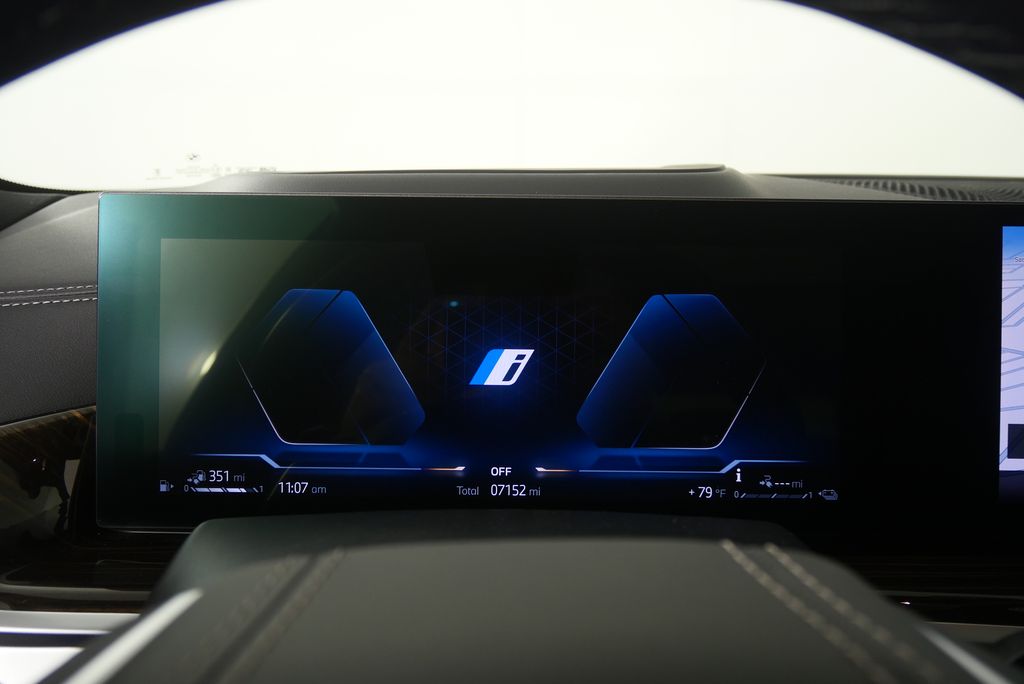 Thumbnail: 2026 BMW X5 - 20