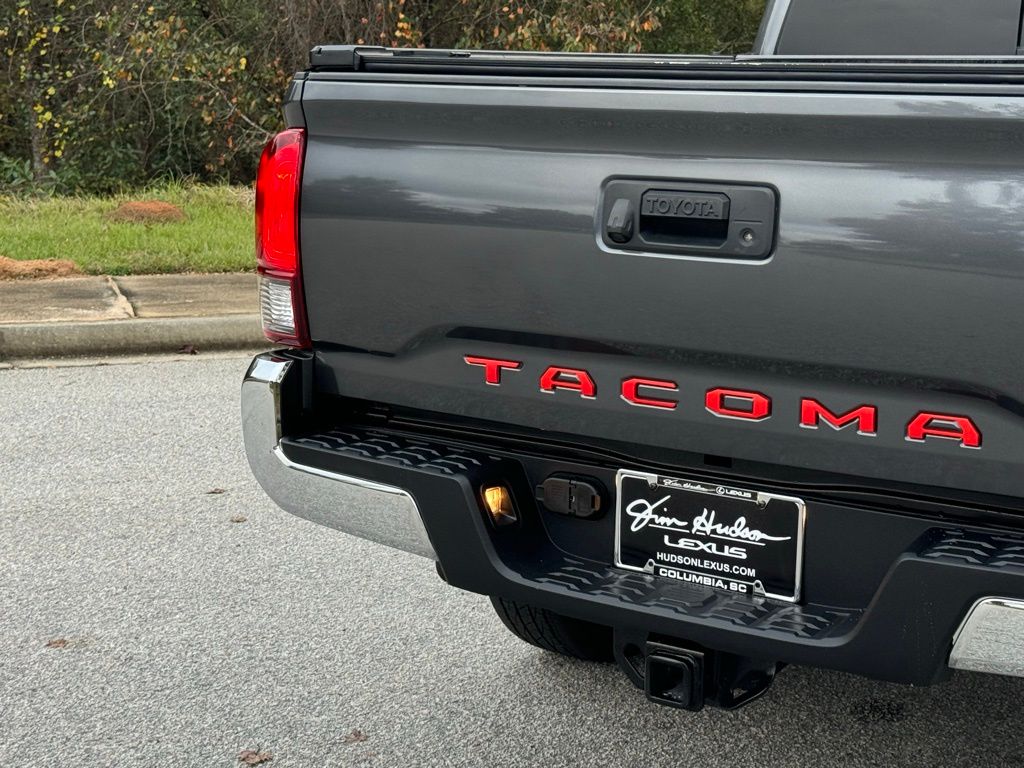 2021 Toyota Tacoma SR5 14