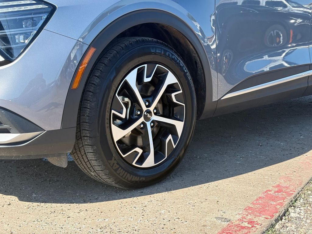 2025 Kia Sportage EX Silver at Shottenkirk Kia Fort Bend