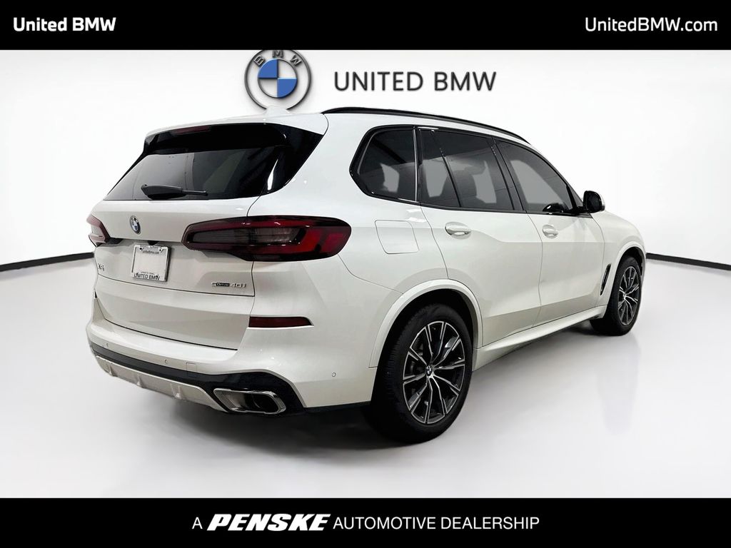 Thumbnail: 2023 BMW X5 - 5