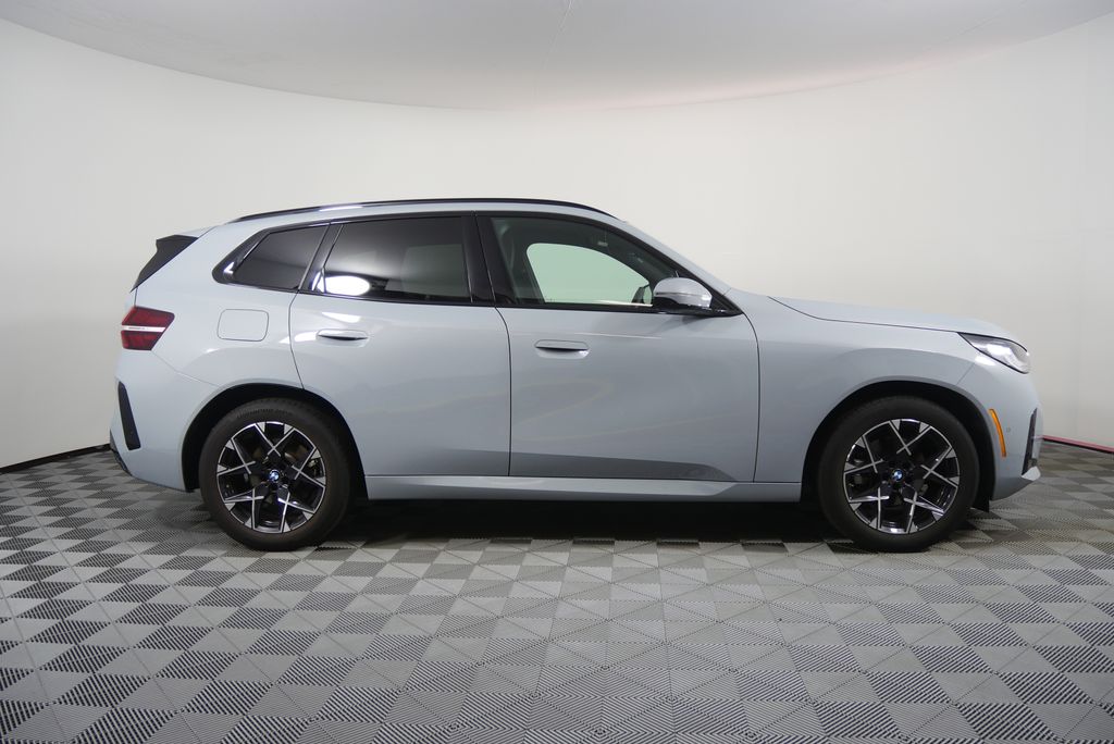 Thumbnail: 2025 BMW X3 - 2