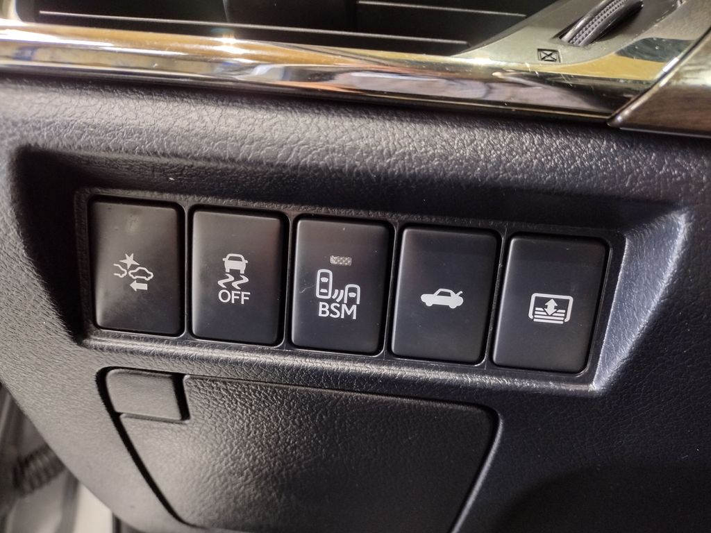 2018 Toyota Avalon Hybrid Limited