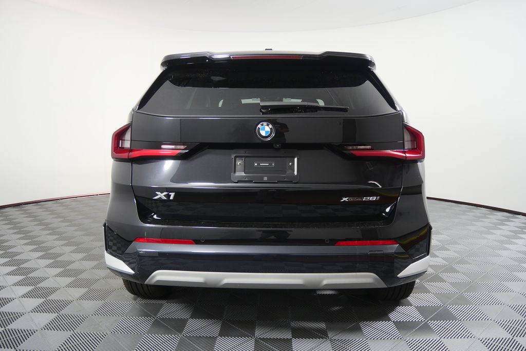 Thumbnail: 2023 BMW X1 - 4