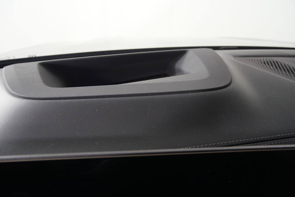 Thumbnail: 2024 BMW X7 - 26
