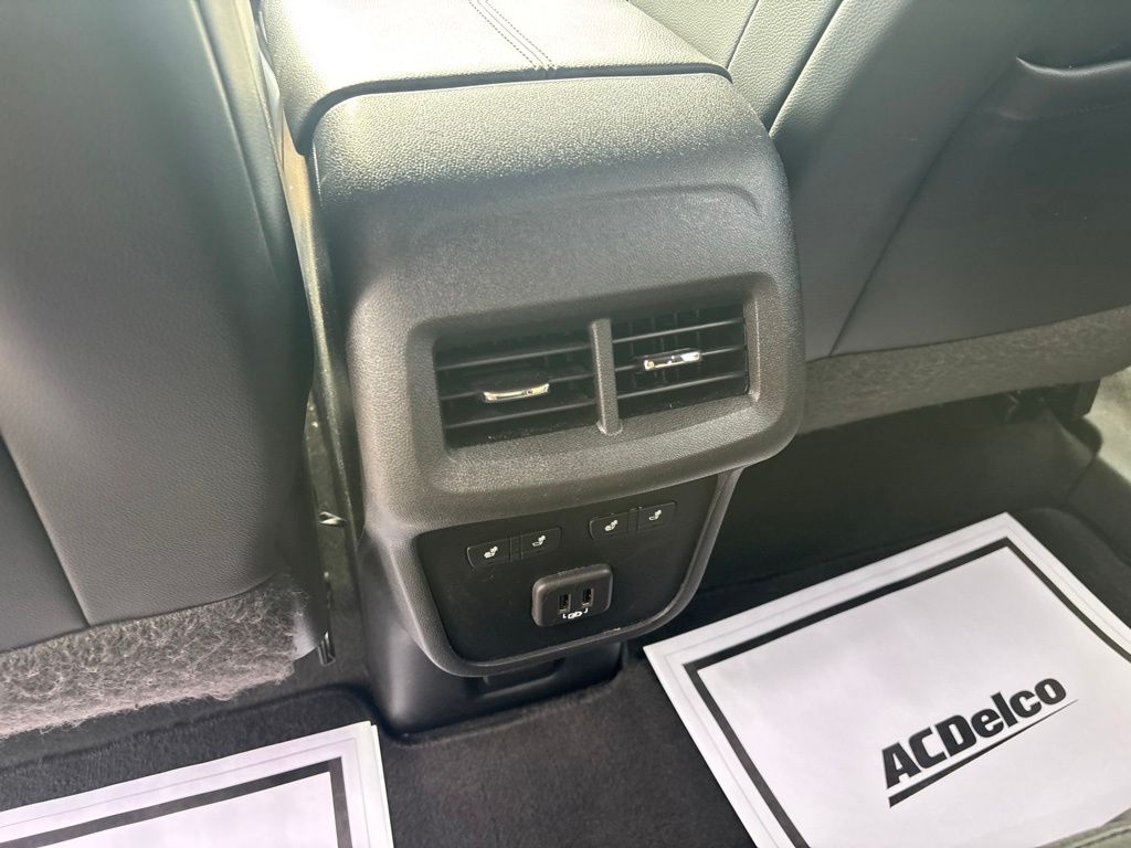 Used 2022 Chevrolet Equinox SUV