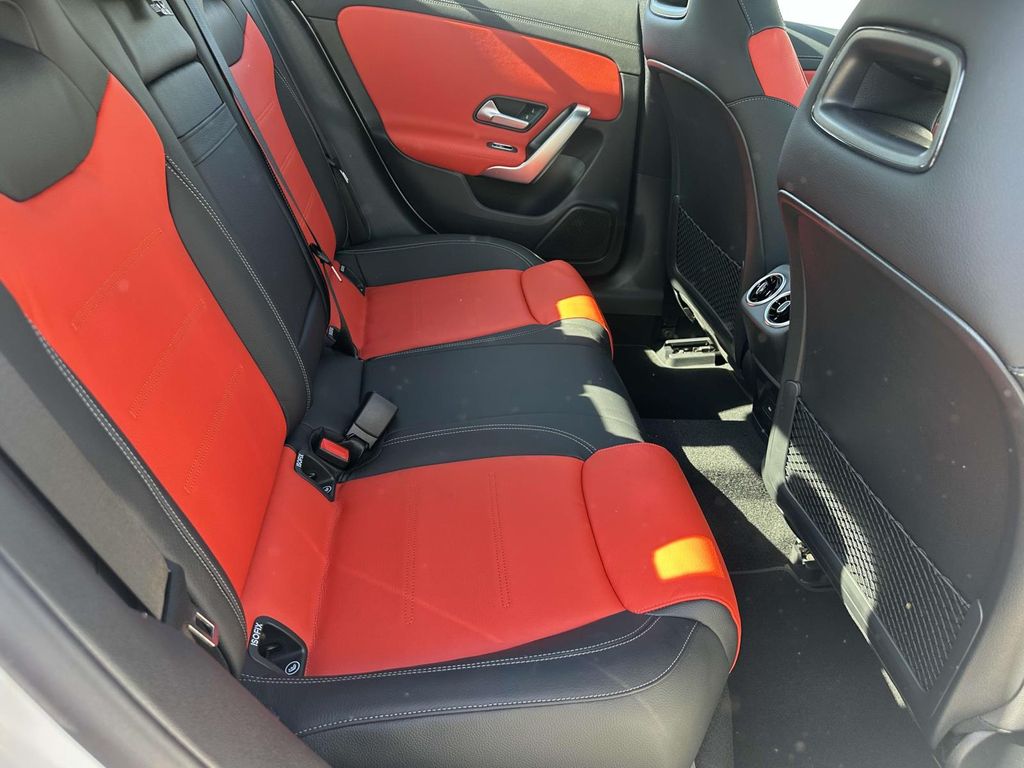 2025 Mercedes-Benz CLA 250 16