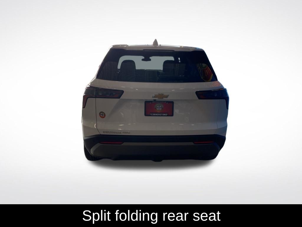 Used 2025 White Chevrolet LT image 18