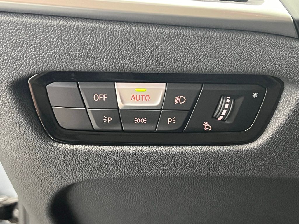 Thumbnail: 2026 BMW 4 Series - 25