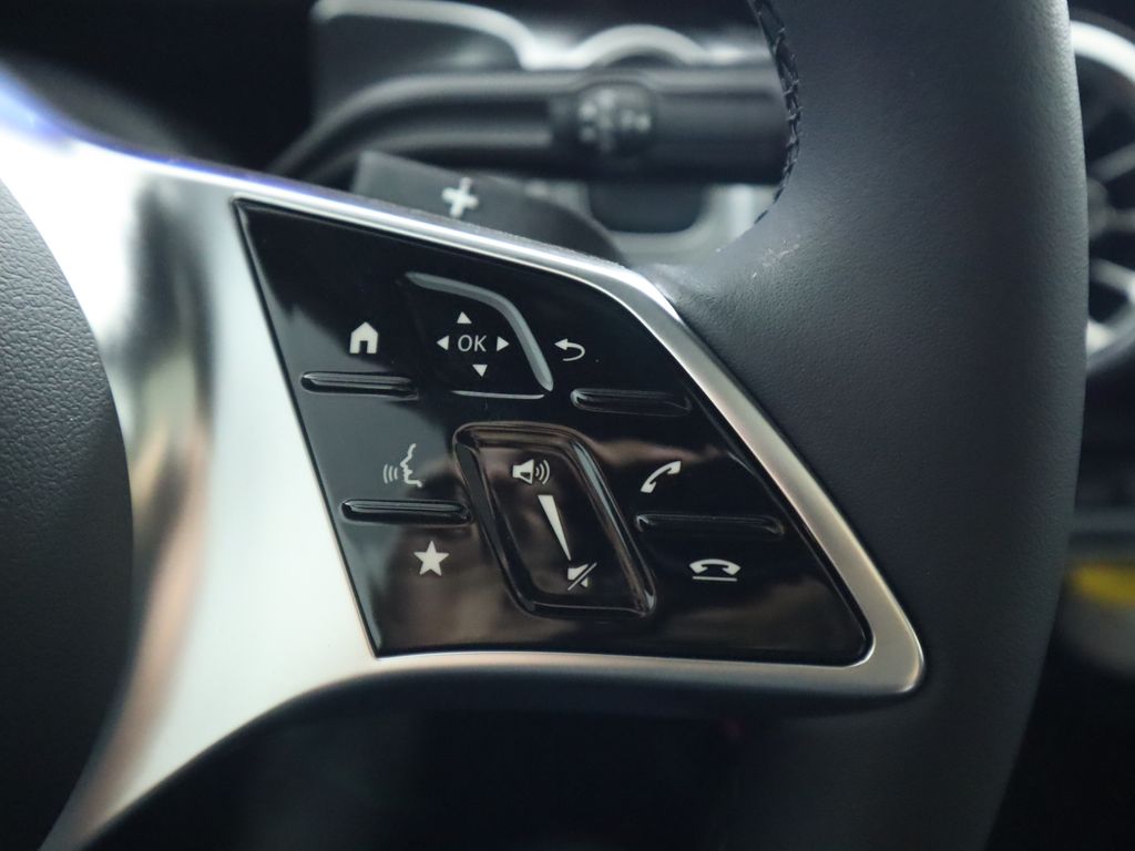 2024 Mercedes-Benz EQB 250+ 13