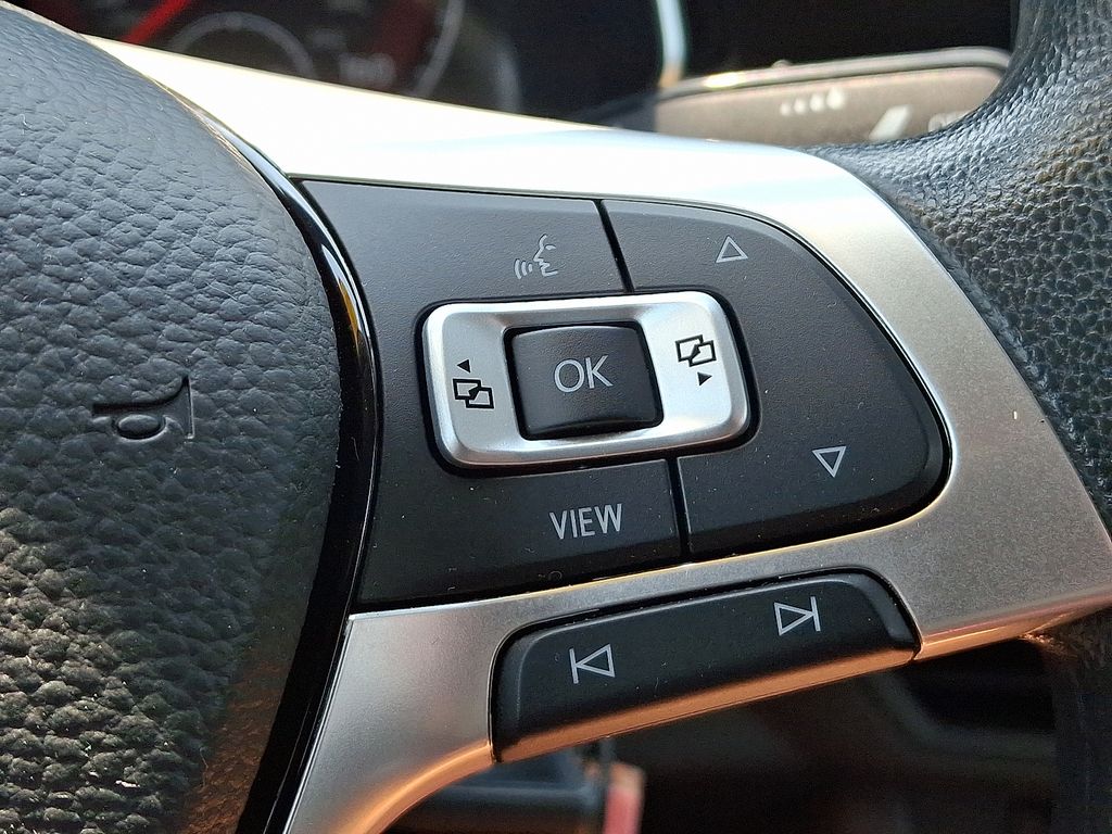 Thumbnail: 2019 Volkswagen Jetta - 21