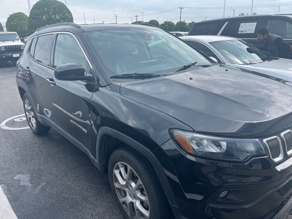 Thumbnail: 2022 Jeep Compass - 3