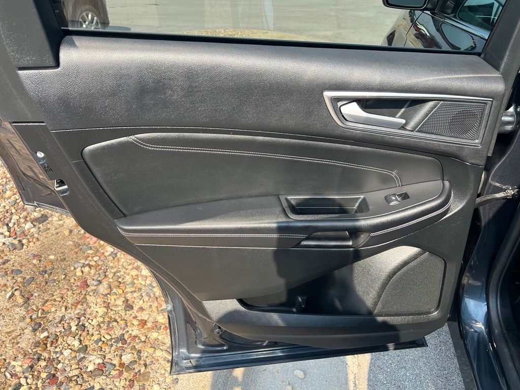 Used 2022 Ford Edge SUV