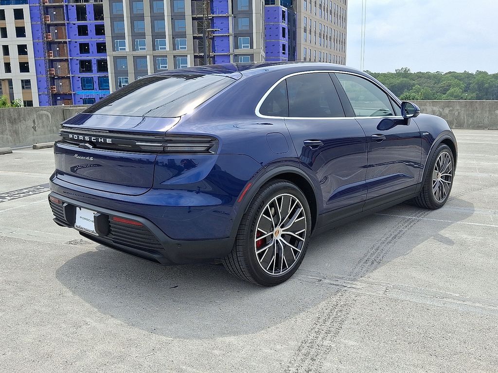 Thumbnail: 2025 Porsche Macan - 8