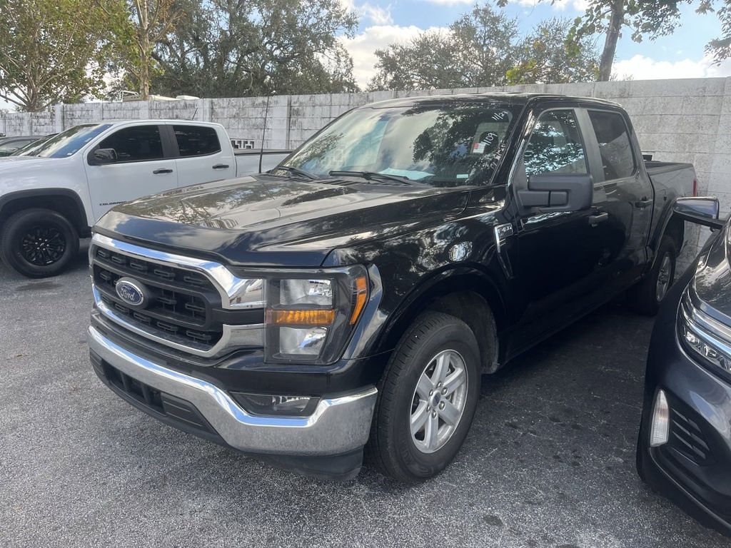 2023 Ford F-150 XLT 4