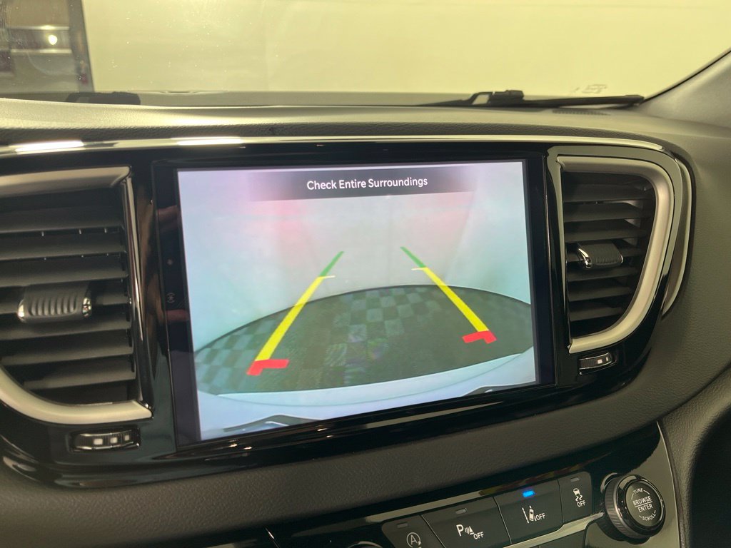 Thumbnail: 2025 Chrysler Pacifica - 27