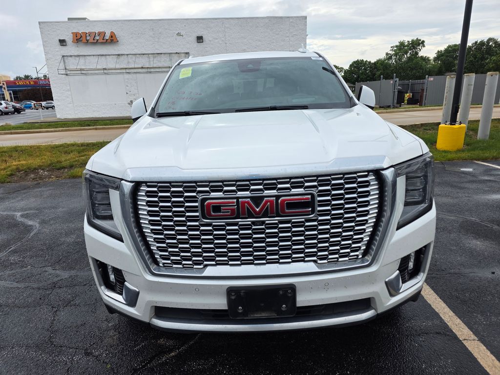 2023 GMC Yukon Denali 4WD