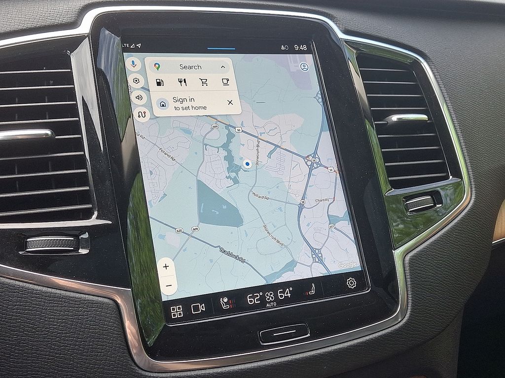 2023 Volvo XC90 B6 Plus 18