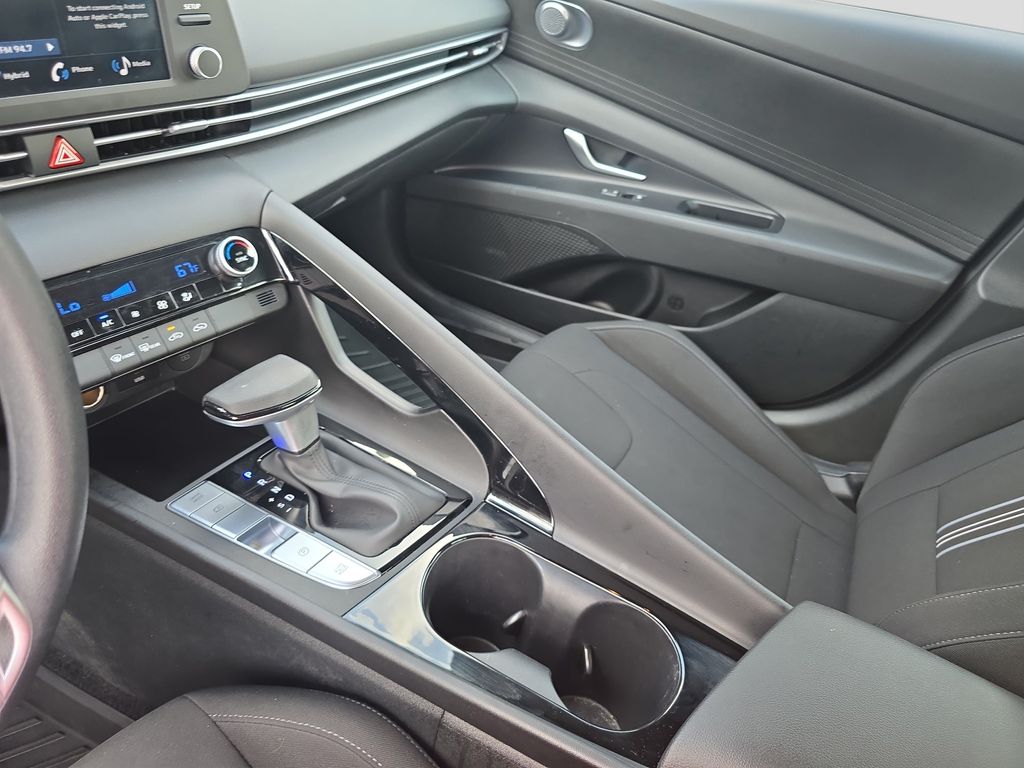 Used 2026 Hyundai Elantra Hybrid Sedan