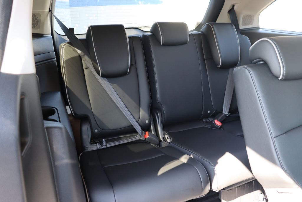 Thumbnail: 2026 Honda Odyssey - 16