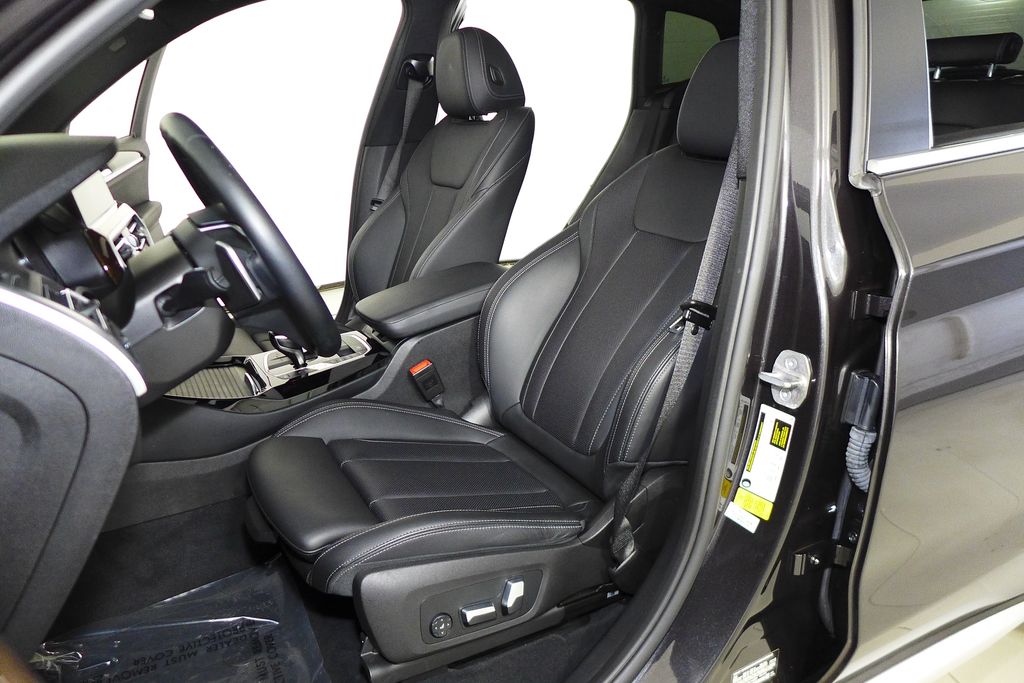 Thumbnail: 2022 BMW X3 - 22