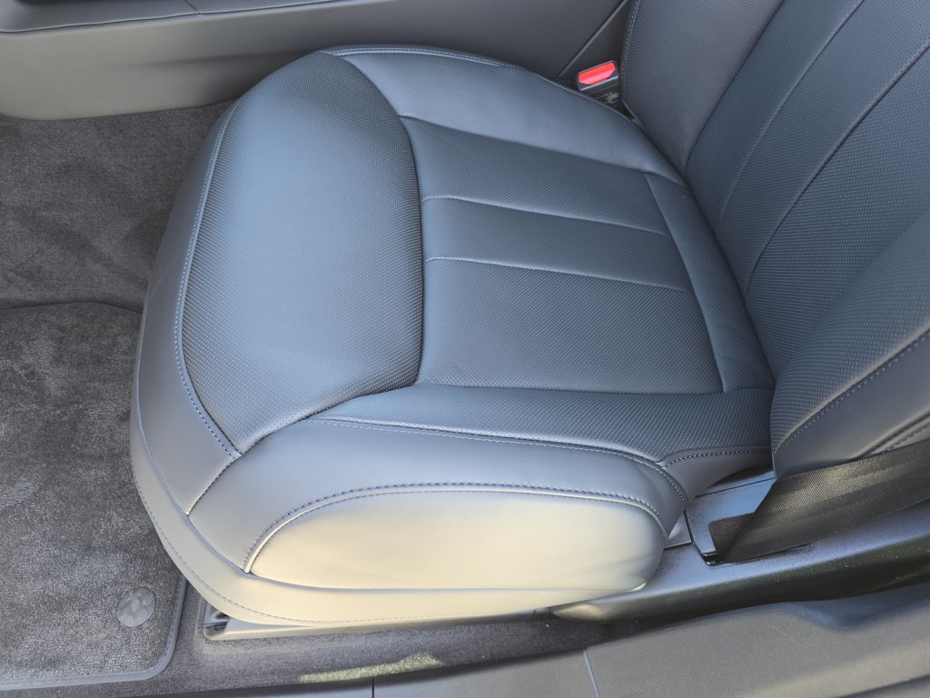 New 2026 Gray Land Rover Dynamic SE image 30