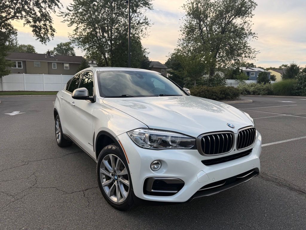 White Metallic 2018 BMW X6 SUV / Crossover All-Wheel Drive 8-Speed Automatic