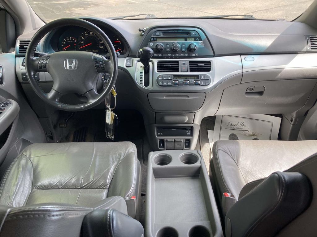 Used 2010 Silver Honda EX-L image 11