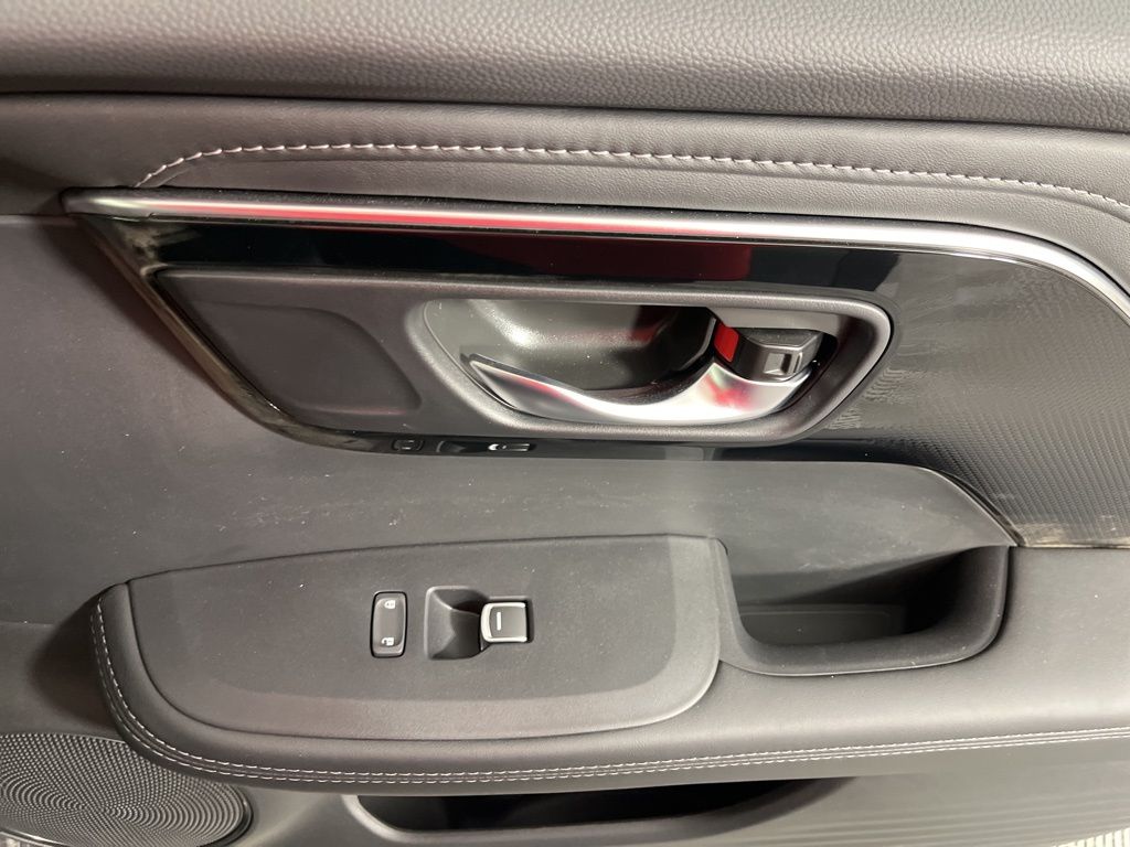 Thumbnail: 2025 Acura ADX - 22