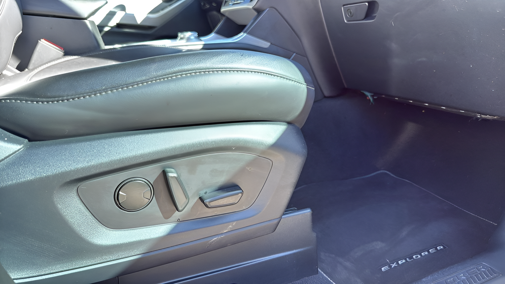 Used Car 2023 Ford Explorer  Xlt For Sale Under $30,000 In Austin, Texas