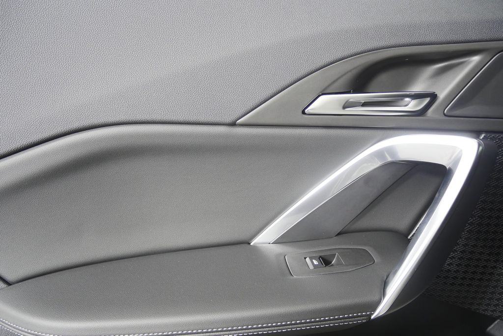 Thumbnail: 2026 BMW X2 - 14