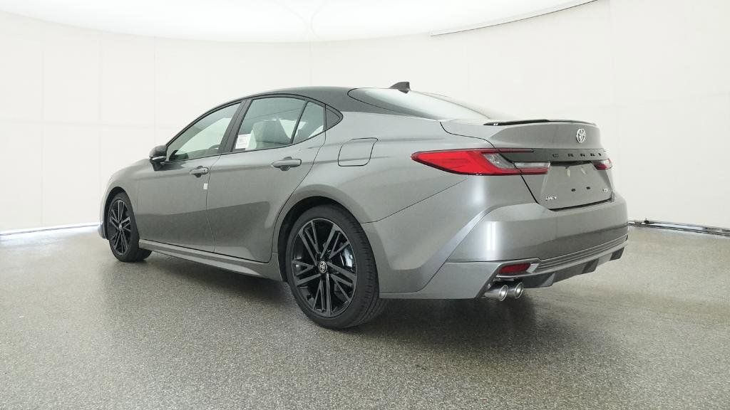 Thumbnail: 2025 Toyota Camry - 18