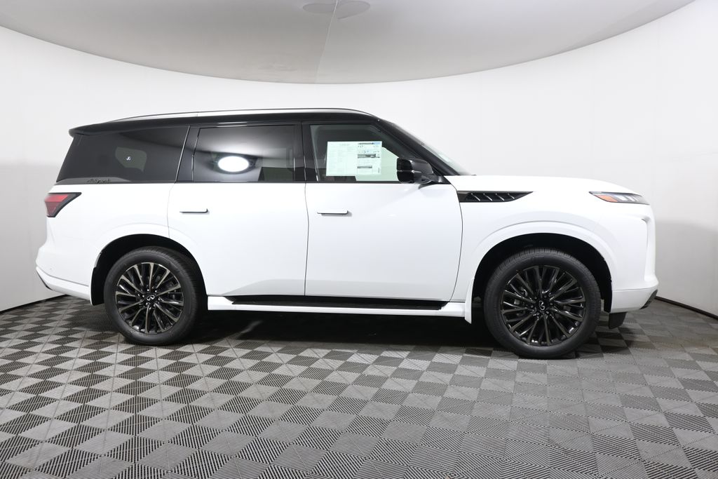 Thumbnail: 2027 INFINITI QX80 - 8